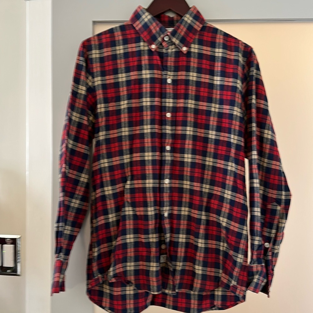 Ernest Alexander 100% cotton button down shirt size M